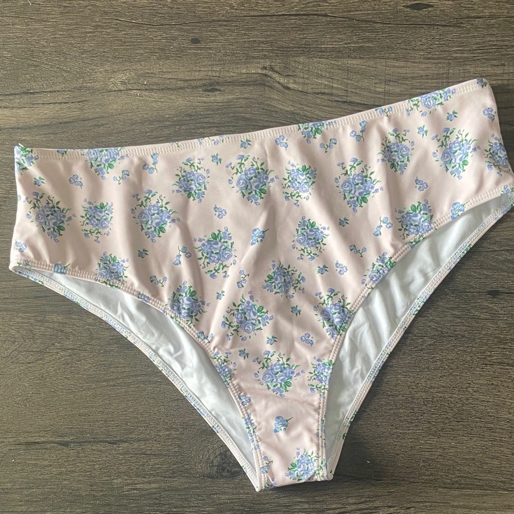 Cider Light Pink Bikini Bottoms Blue Delicate Floral Design Size 2XL NWT